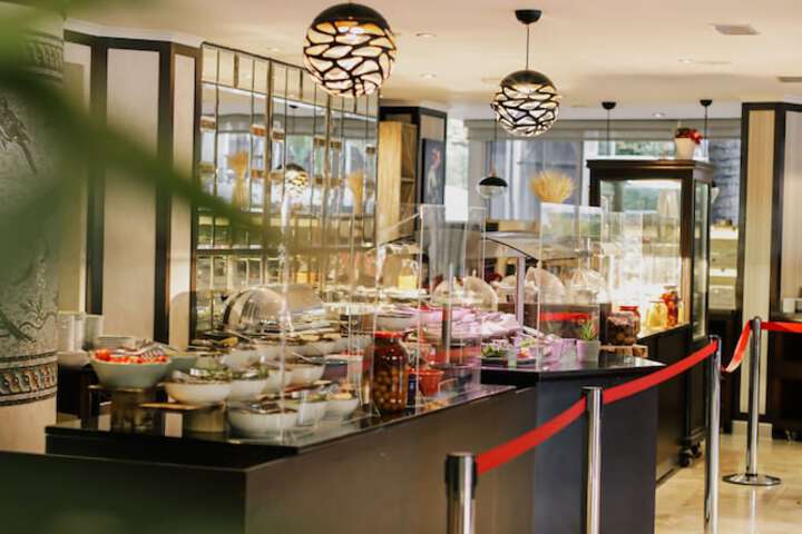 Breakfast buffet