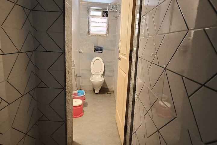 Room 85 of 111