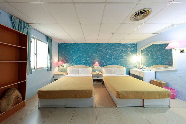 Room 60 of 68