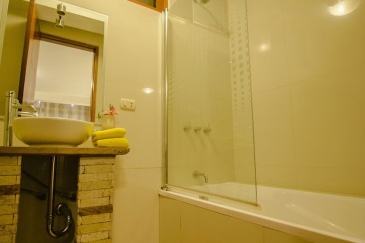 Room 50 of 68