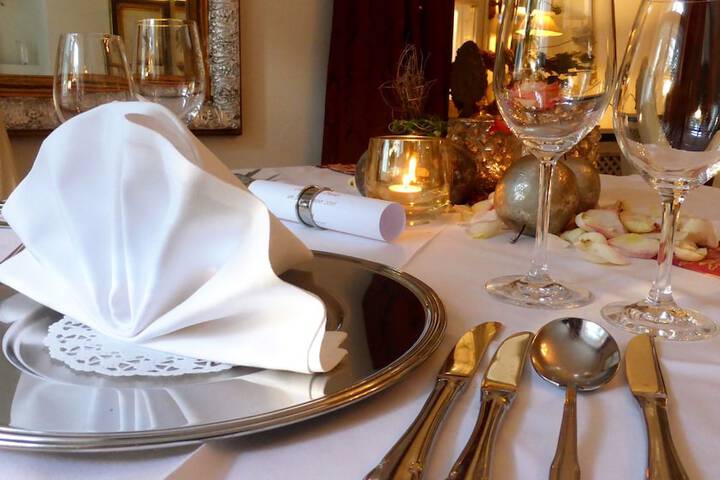 Dining Photos