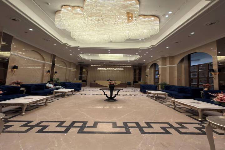 Hotel Interior 6 of 15
