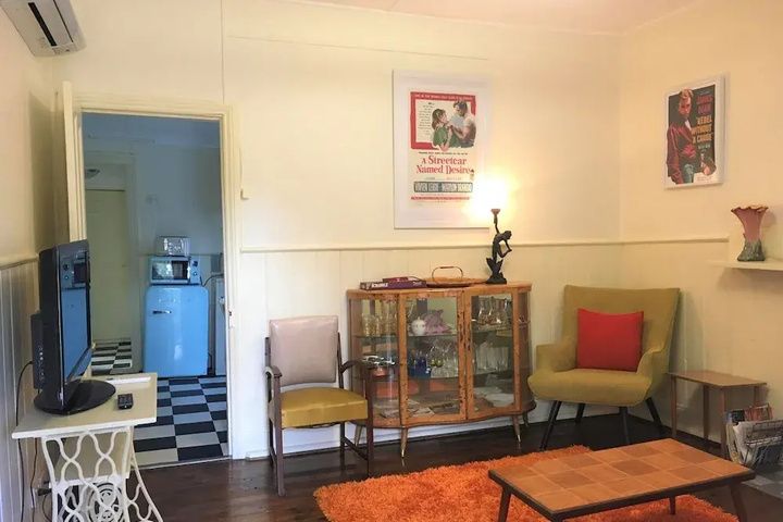 Room 2 of 14