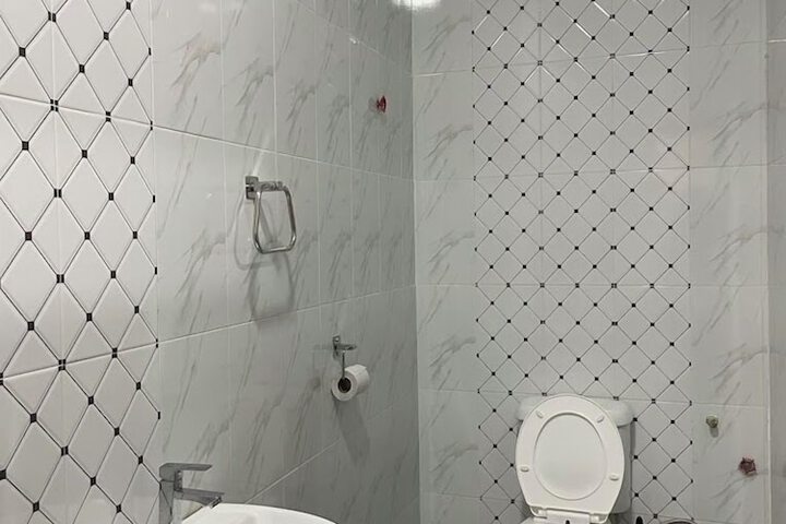 Room 9 of 45