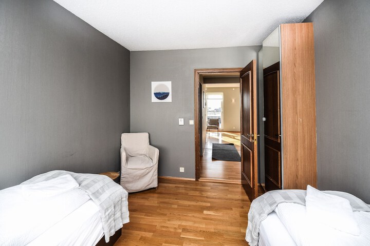 Room 5 of 22