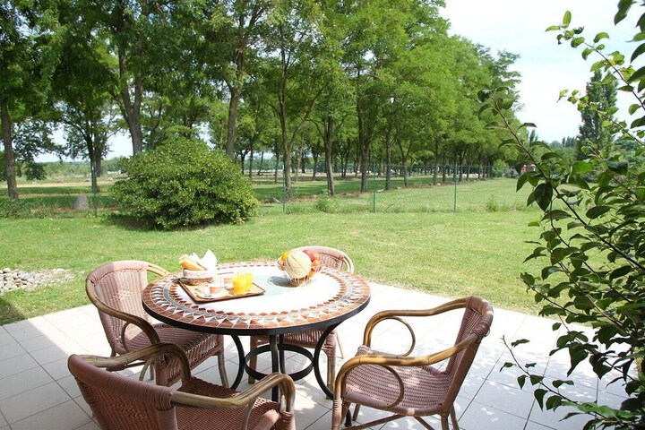 Terrace/Patio 18 of 32