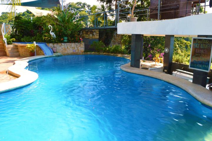 Pool 20 of 178