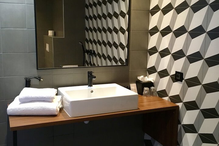 Clean Restrooms