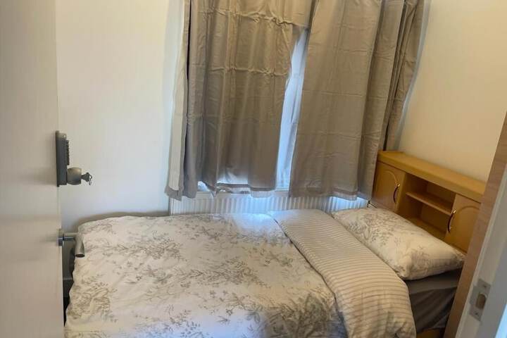 Room 2 of 14