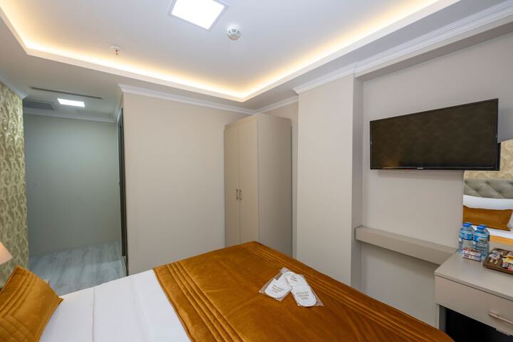 Room 55 of 75
