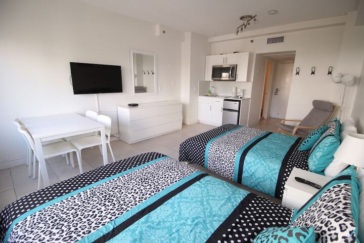 Room 4 of 278