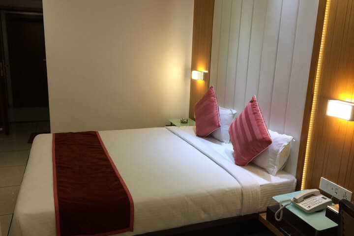 Room 7 of 56