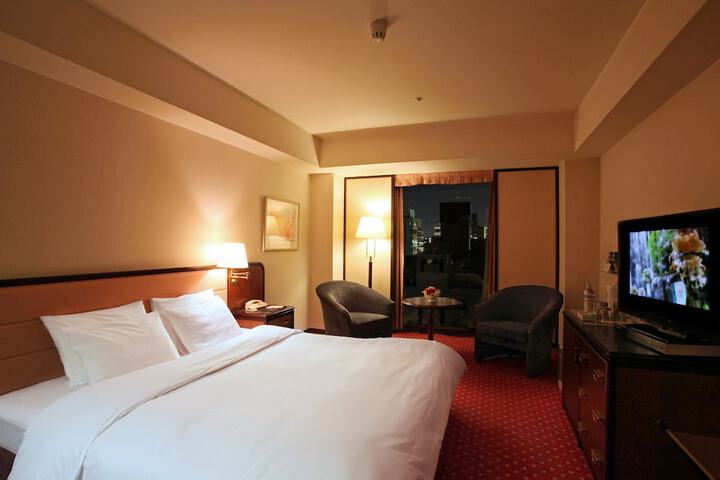 Room 2 of 88