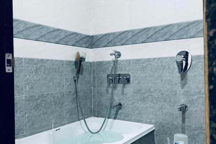 Room 14 of 23