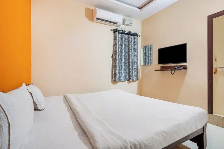 Room 5 of 23