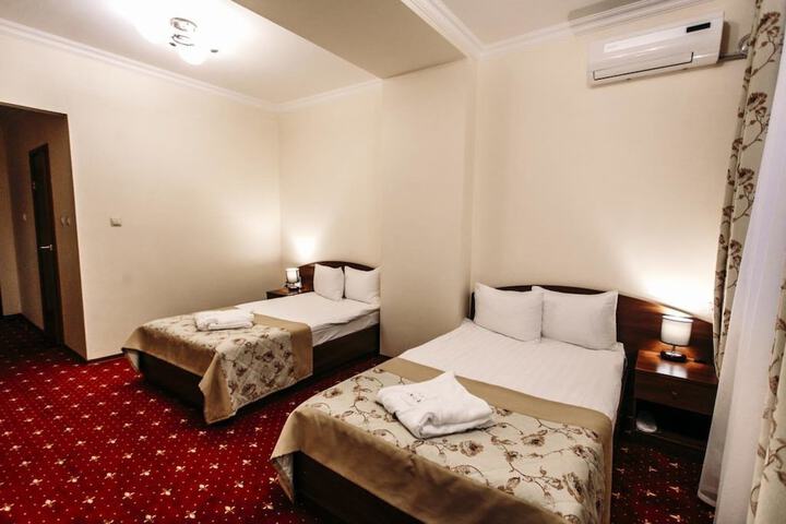 Room 2 of 54