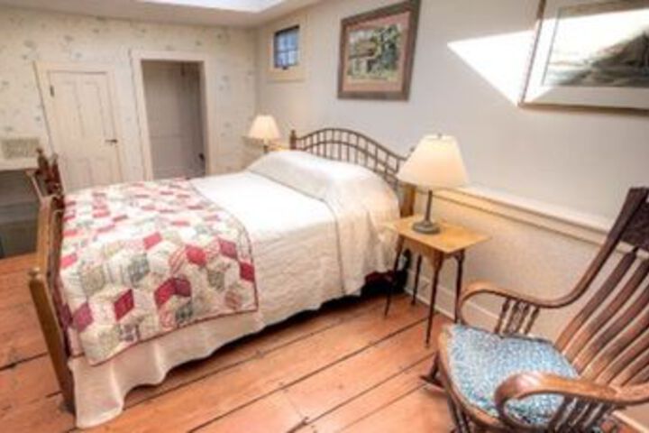 Room 47 of 150