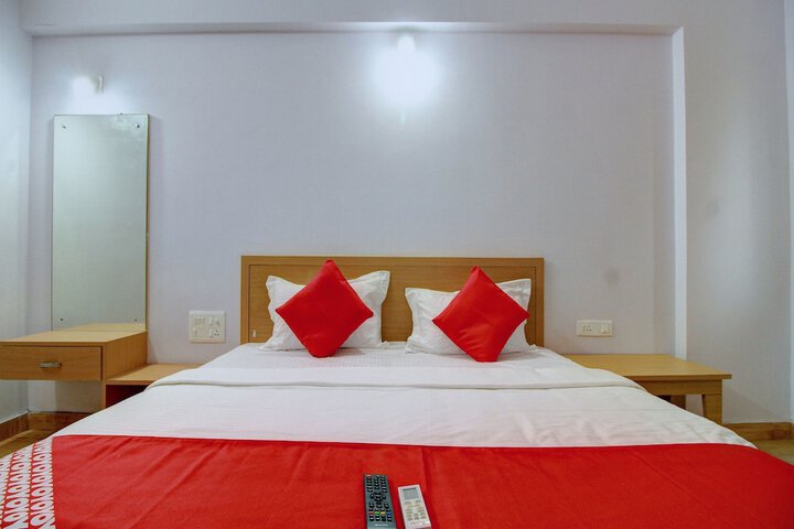 Room 15 of 26