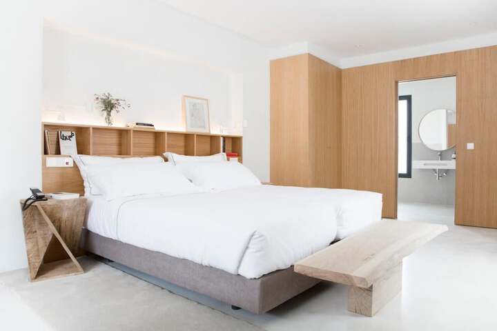 Room 11 of 41