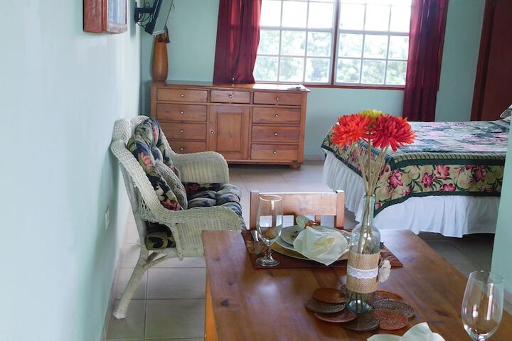 Room 9 of 193