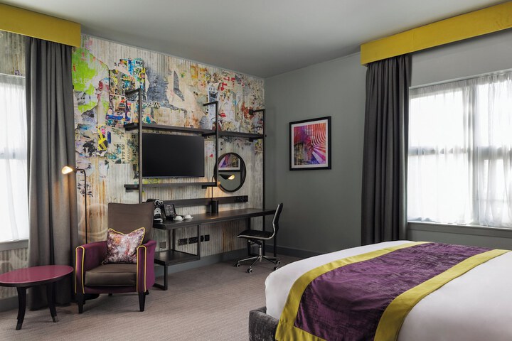 Room 21 of 86