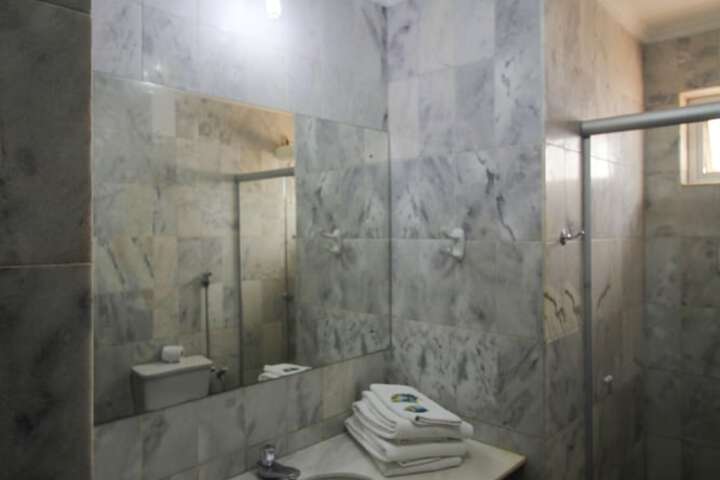 Room 120 of 183