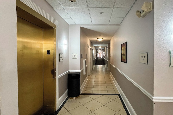 Entrance & Lobby