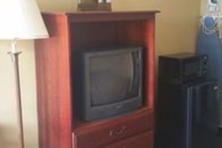 Room 7 of 24
