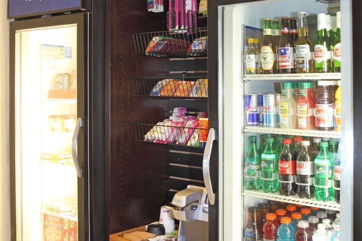 Snack bar