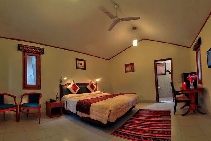 Room 7 of 14
