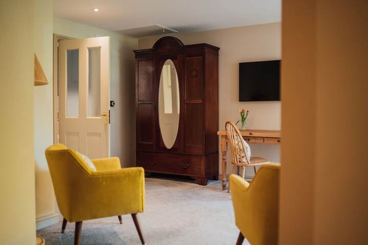 Room 7 of 26