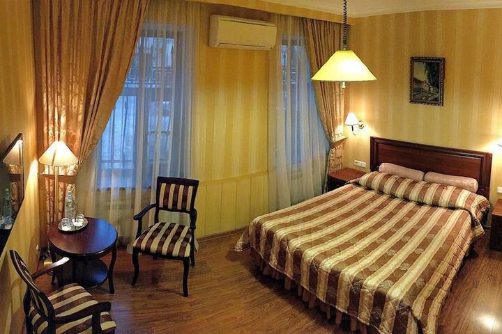Room 6 of 36