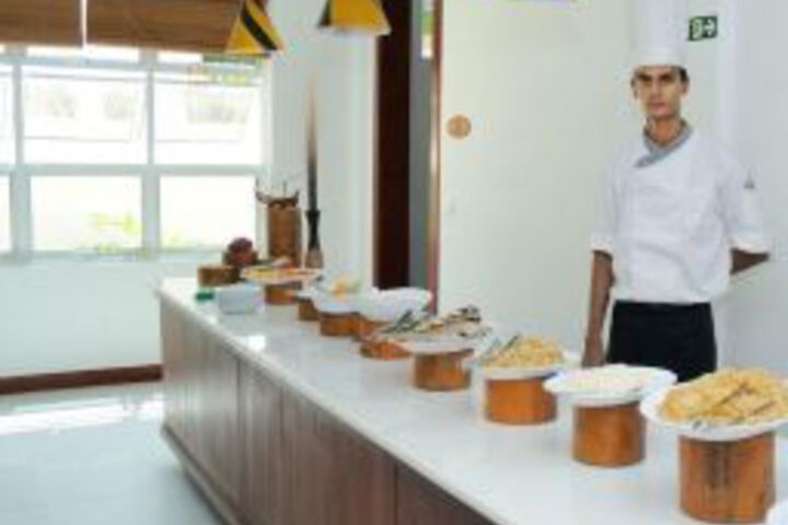 Photo 7