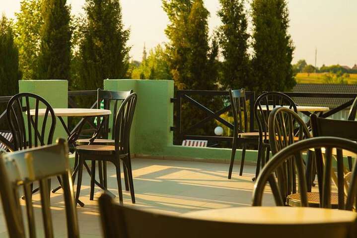 Terrace/Patio 25 of 32