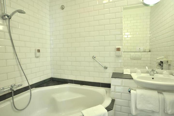 Photo 21