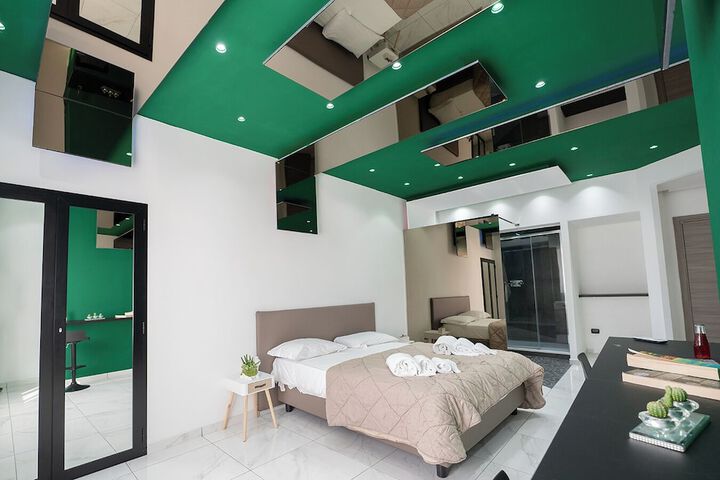 Room 67 of 309