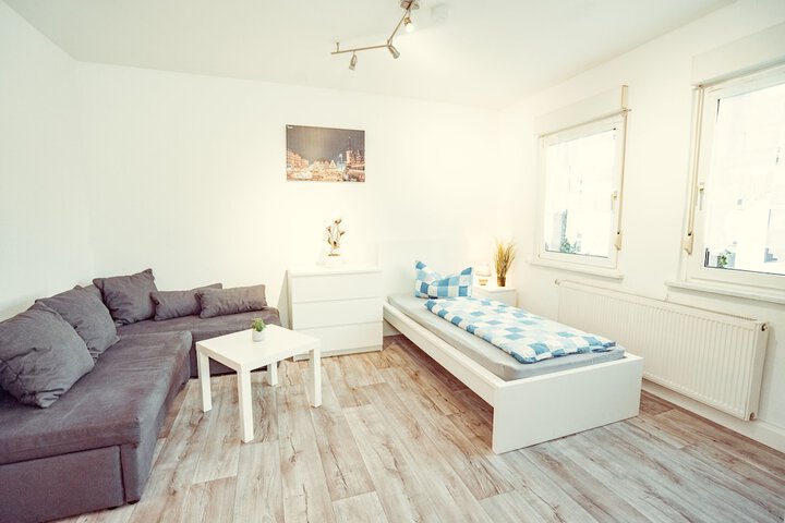 Room 18 of 38