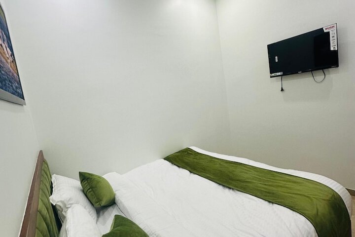 Room 19 of 43