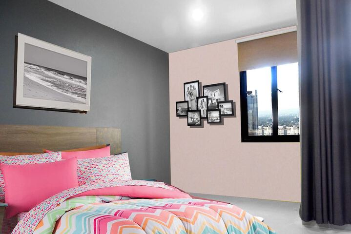 Room 3 of 20