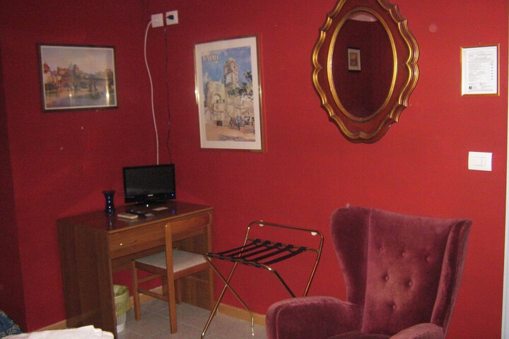 Room amenity
