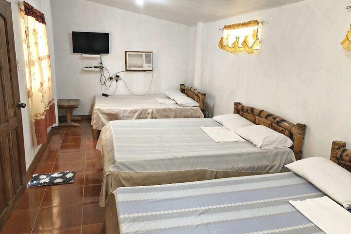 Room 10 of 44