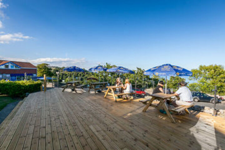 Terrace/Patio 27 of 29