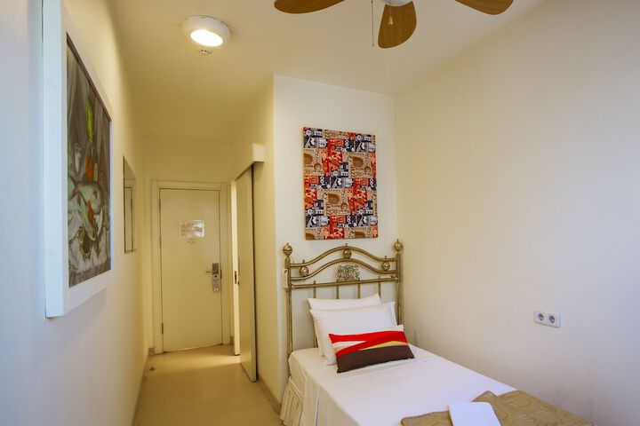Room 56 of 91