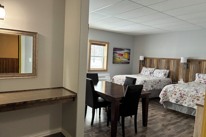 Room 9 of 35