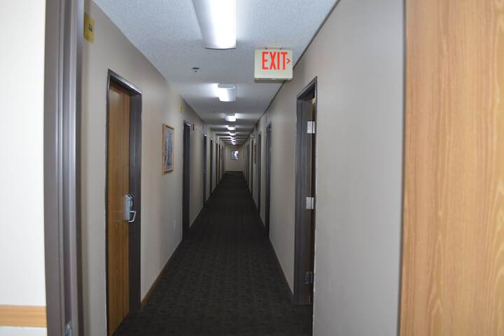 Ballroom/Hall 37 of 40