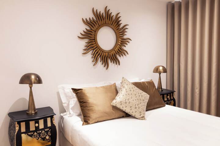 Room 14 of 74