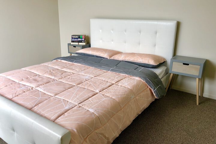 Room 3 of 28