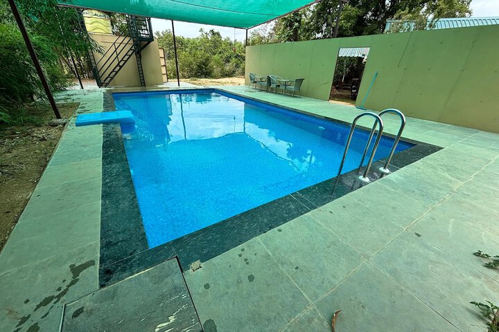 Pool 30 of 66