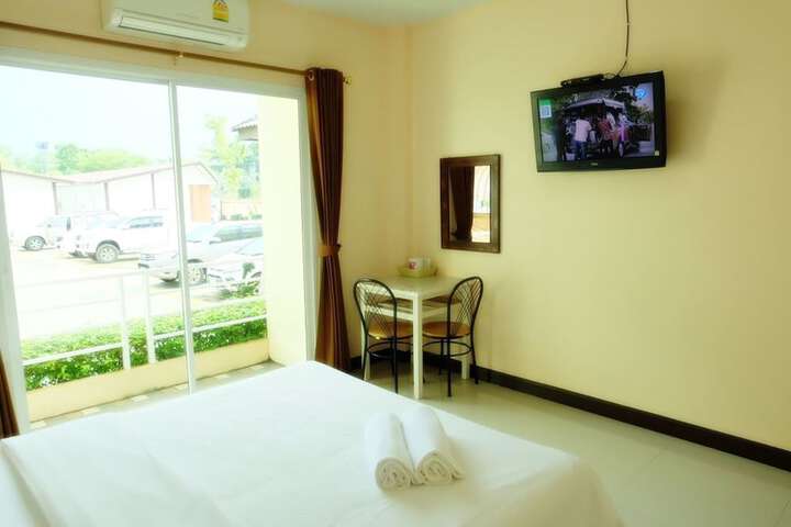Room 15 of 23