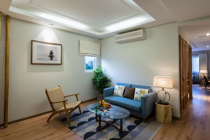 Room 14 of 63